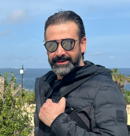 كريم عبدالعزيز يتصدر بـ الحشاشين